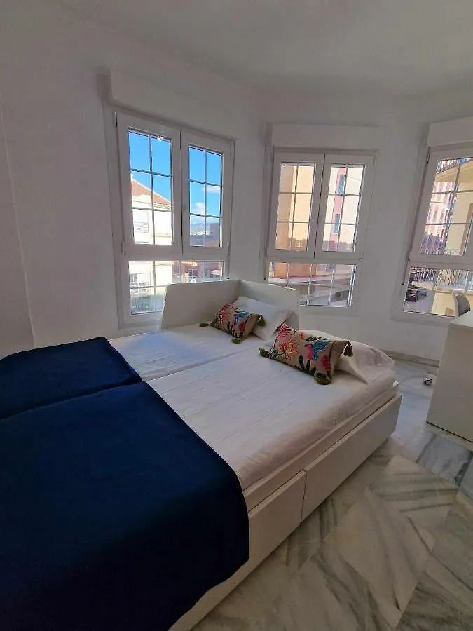 Apartment 3 Rooms Con Parking Y Terraza En C Marmoles Malaga Spain