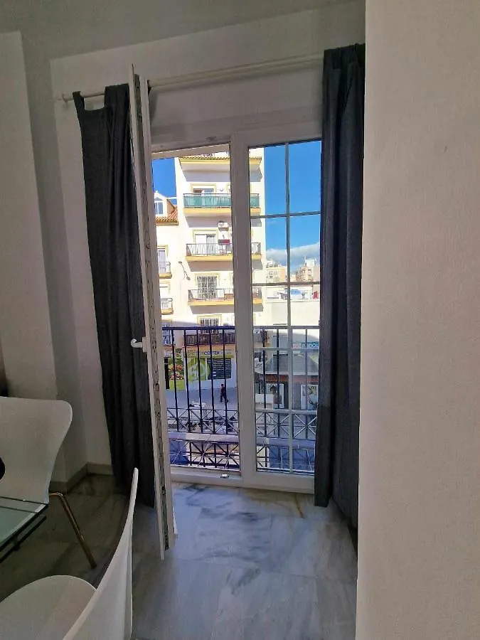 3 Rooms Con Parking Y Terraza En C Marmoles Malaga