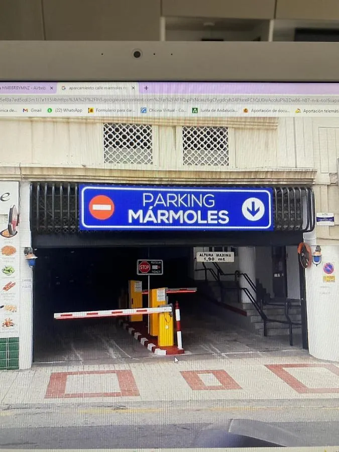 3 rooms con parking y terraza en c Marmoles Málaga 0*,  España