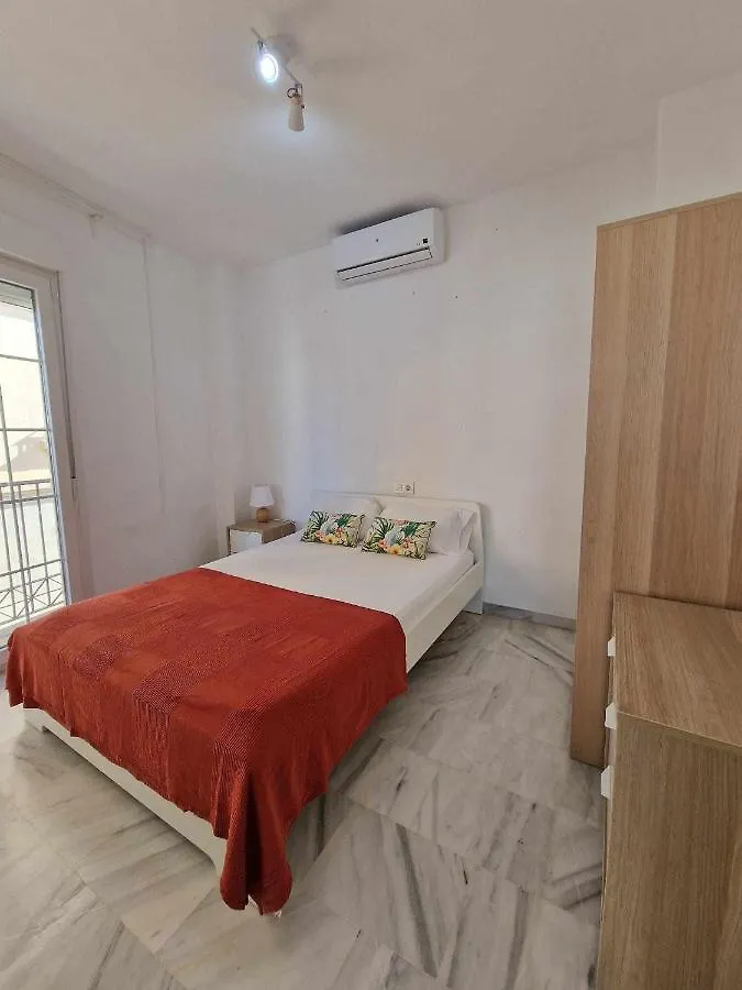 3 rooms con parking y terraza en c Marmoles Málaga