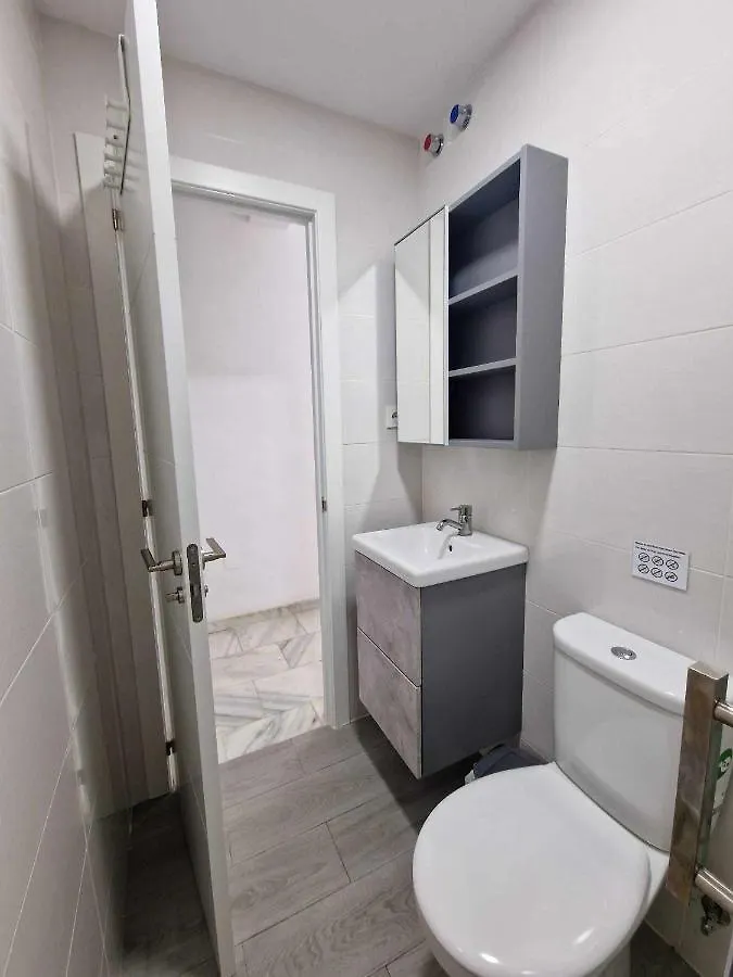 3 rooms con parking y terraza en c Marmoles Málaga Apartamento